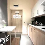 Single Studio